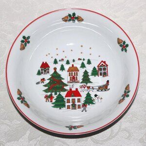 Vintage Christmas Serving Bowl | Christmas Ribbon & Sleigh Pattern